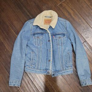 Levi sherpa lined denim jacket